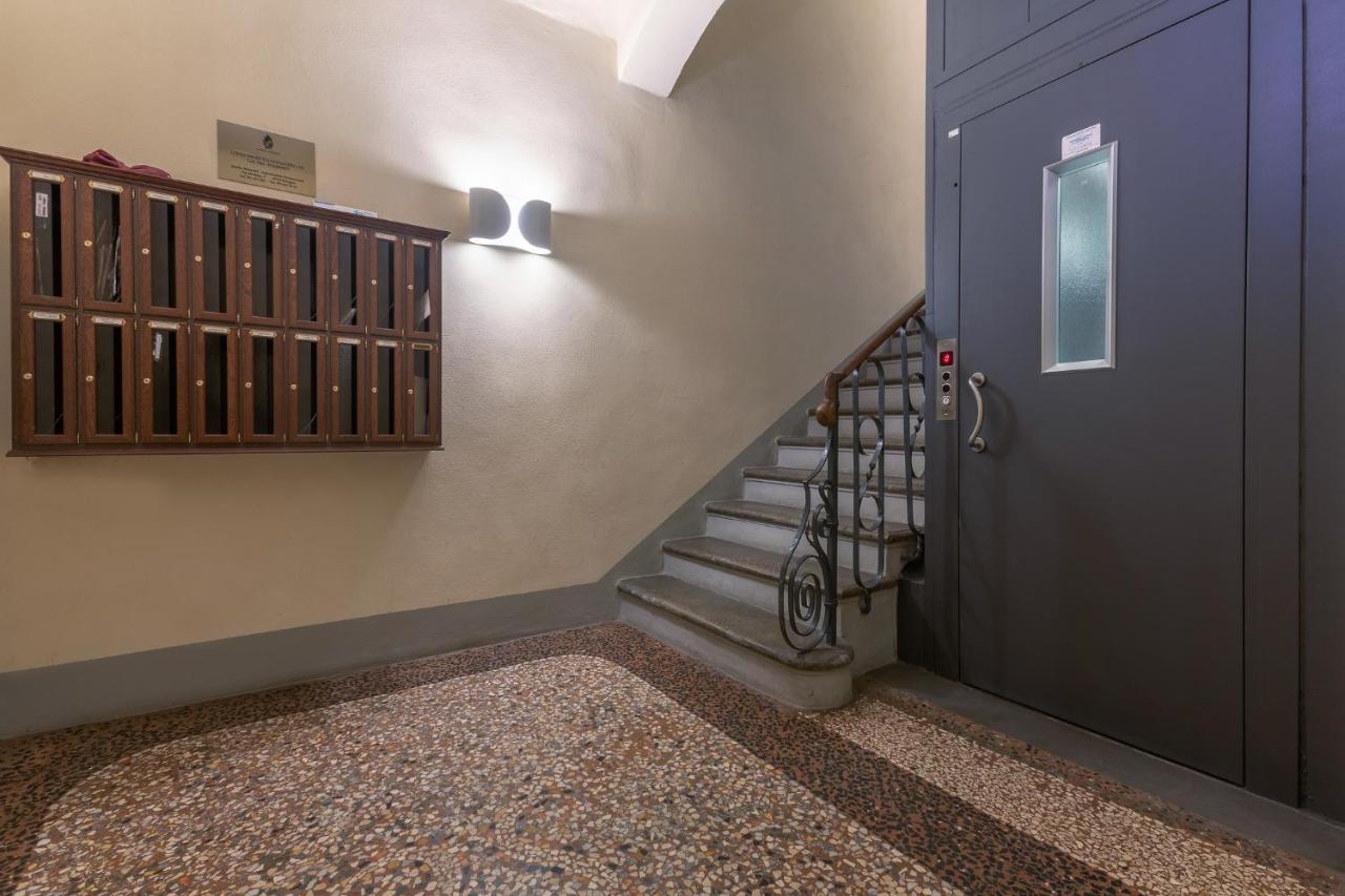 Bologna Saragozza District Apartment Екстер'єр фото